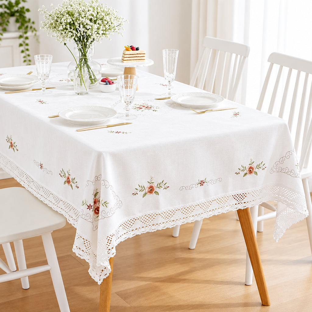 Nappe Blanche en Coton Brodée Dentelle – Style Européen Pastoral pour Table à Manger