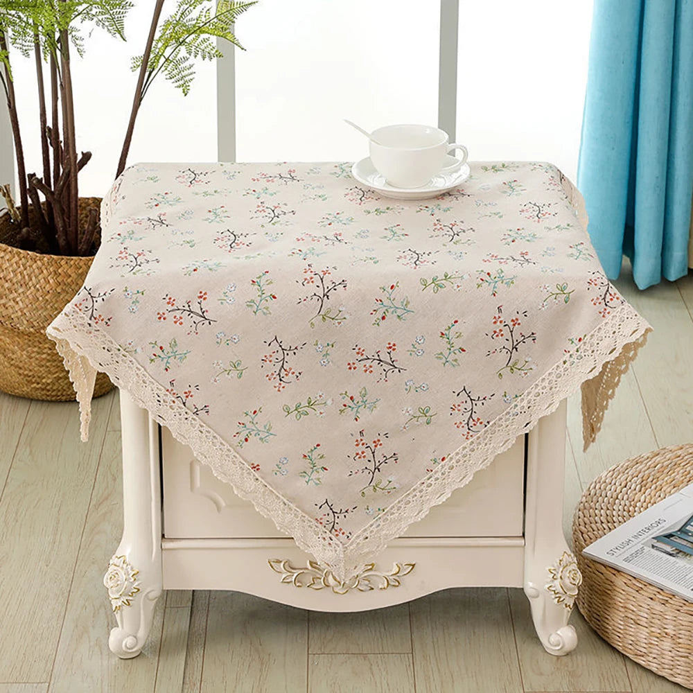 Nappe Style Pastoral Coton Dentelle & Pompons