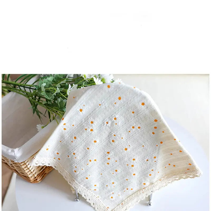 Nappe Style Pastoral Coton Dentelle & Pompons