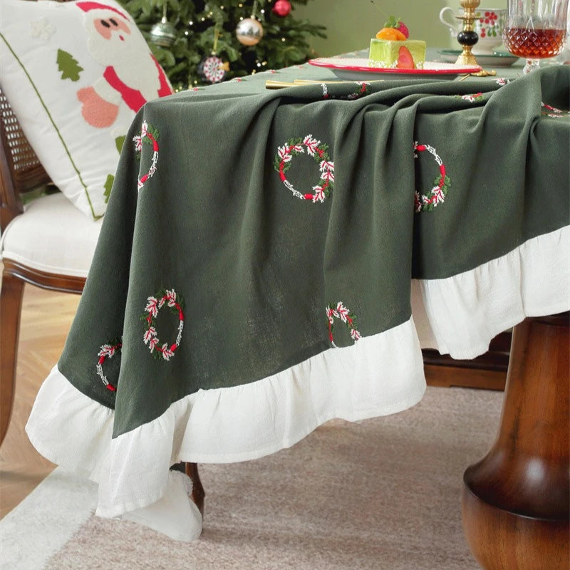 Nappe de Noël Rectangulaire Brodée à Volants – Coton Style Rétro Fermette pour Table à Manger