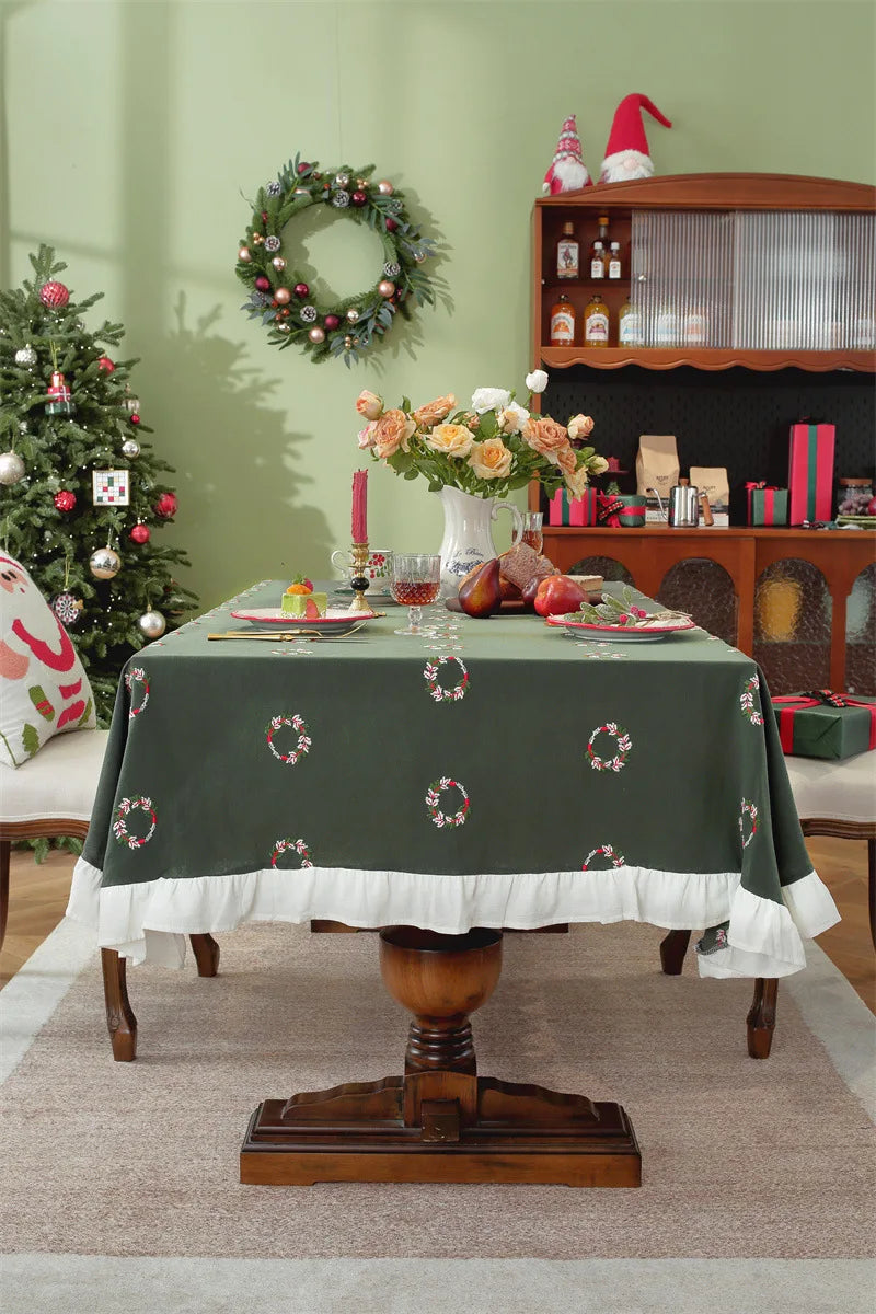 Nappe de Noël Rectangulaire Brodée à Volants – Coton Style Rétro Fermette pour Table à Manger