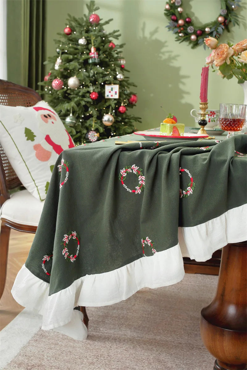 Nappe de Noël Rectangulaire Brodée à Volants – Coton Style Rétro Fermette pour Table à Manger