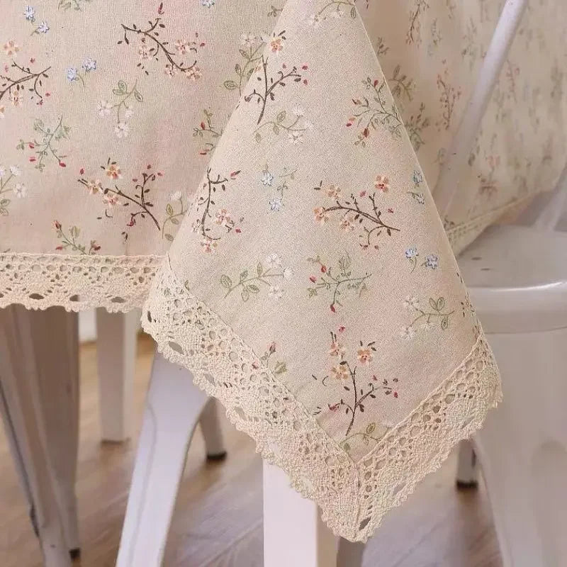 Nappe de Table Rectangulaire en Dentelle Blanche – Anti-Poussière