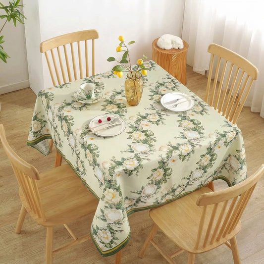 Nappe Carrée Vert Pâle à Motifs Roses – Imperméable et Réutilisable pour les Fêtes